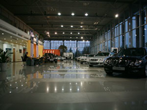 漳州聚力汽車銷售服務(wù) 驅(qū)動(dòng)未來(lái)，服務(wù)為本的汽車銷售新標(biāo)桿